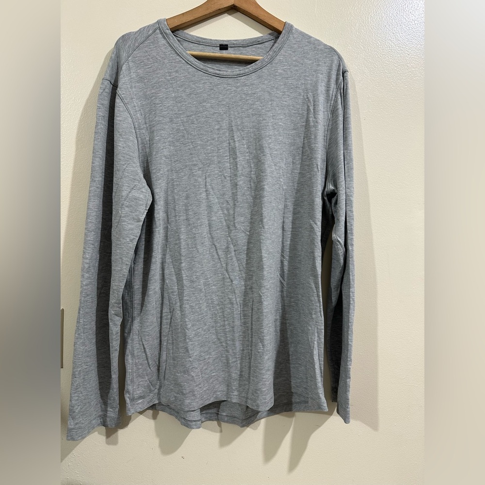 LULULEMON Gray Long Sleeve Shirt